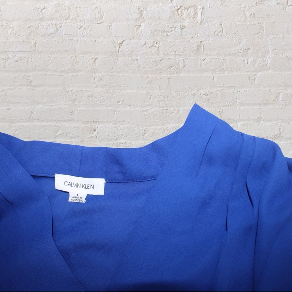 Calvin Klein Blouse - Picture 7 of 7